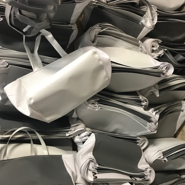 REZET Client EcoProducts Corporate Gifts Renault